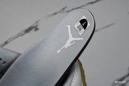 FJ9479-100 Jordan “Ivory” Craft 3 Air 0823